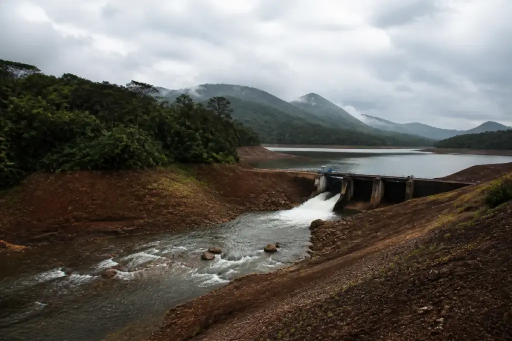 Sholayar Reservoir water allocation affecting the Chalakudy River basin in Kerala