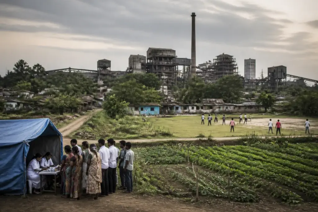 Kymore asbestos exposure concerns around a former industrial plant and nearby residential areas