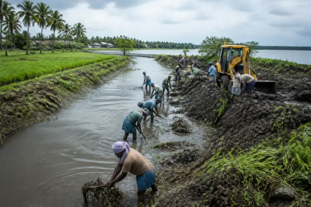 Tamil Nadu canal desilting work near a water body before the northeast monsoon