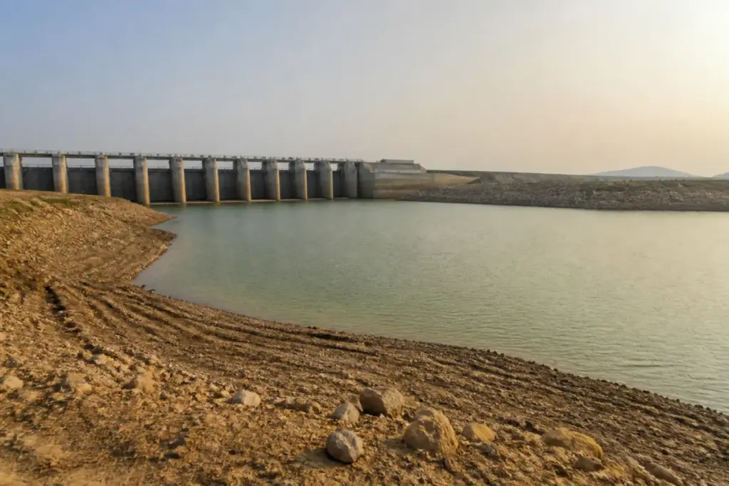 Singur reservoir water level and dam infrastructure in Telangana