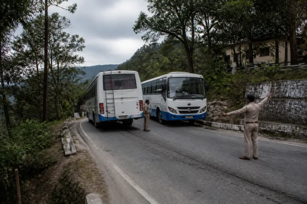 NH-503 traffic accident site at a narrow bend near Bharwain Chowk in Una
