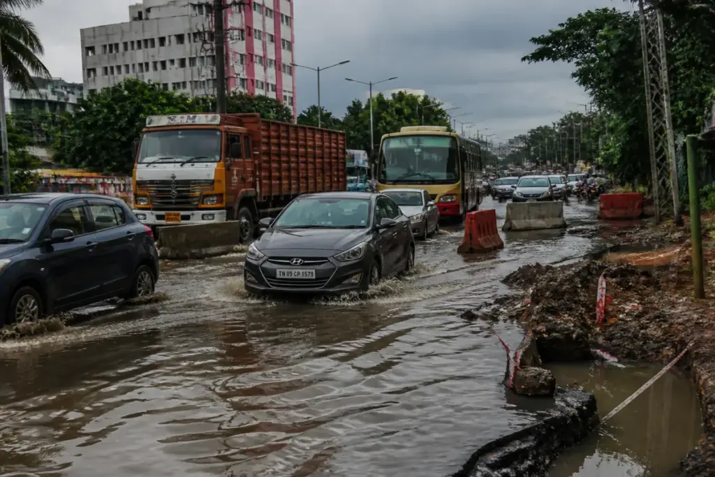 Waterlogged road cuts disrupting traffic on Tambaram-Velachery Road after heavy rain