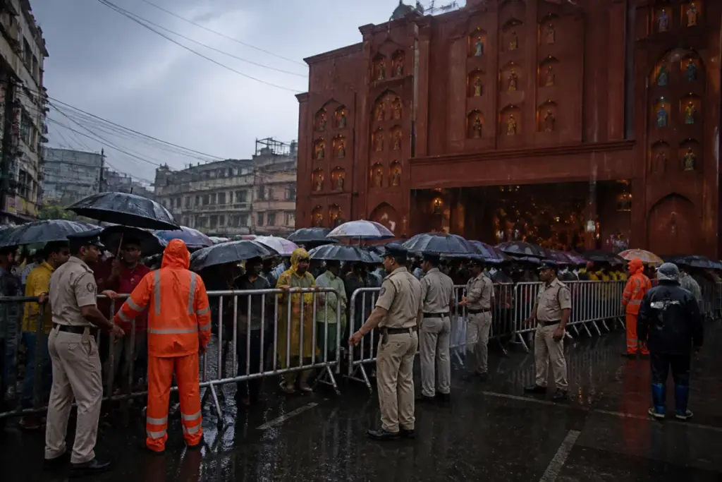 Kolkata stampede site near a Durga Puja pandal during heavy rain