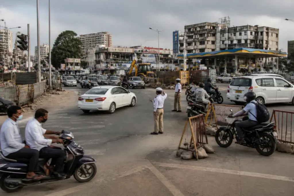 Pune Metro traffic changes near Market Yard and Pune-Satara Road