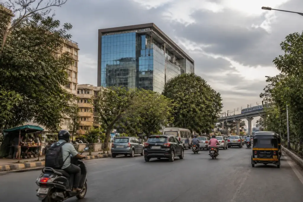 Pune office hubs near Kothrud with metro connectivity and dense residential neighbourhoods