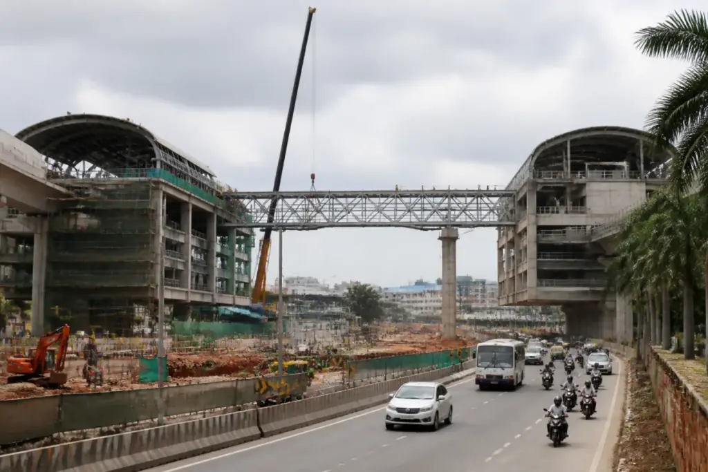 Bengaluru Metro travelator planned between elevated stations at Central Silk Board