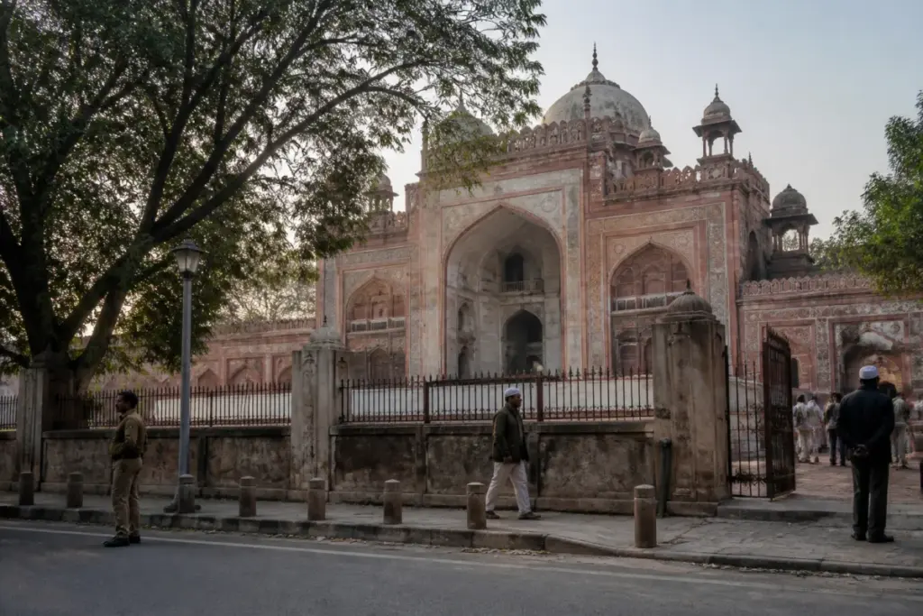 Race Course Mosque in Delhi, the subject of a reported eviction notice
