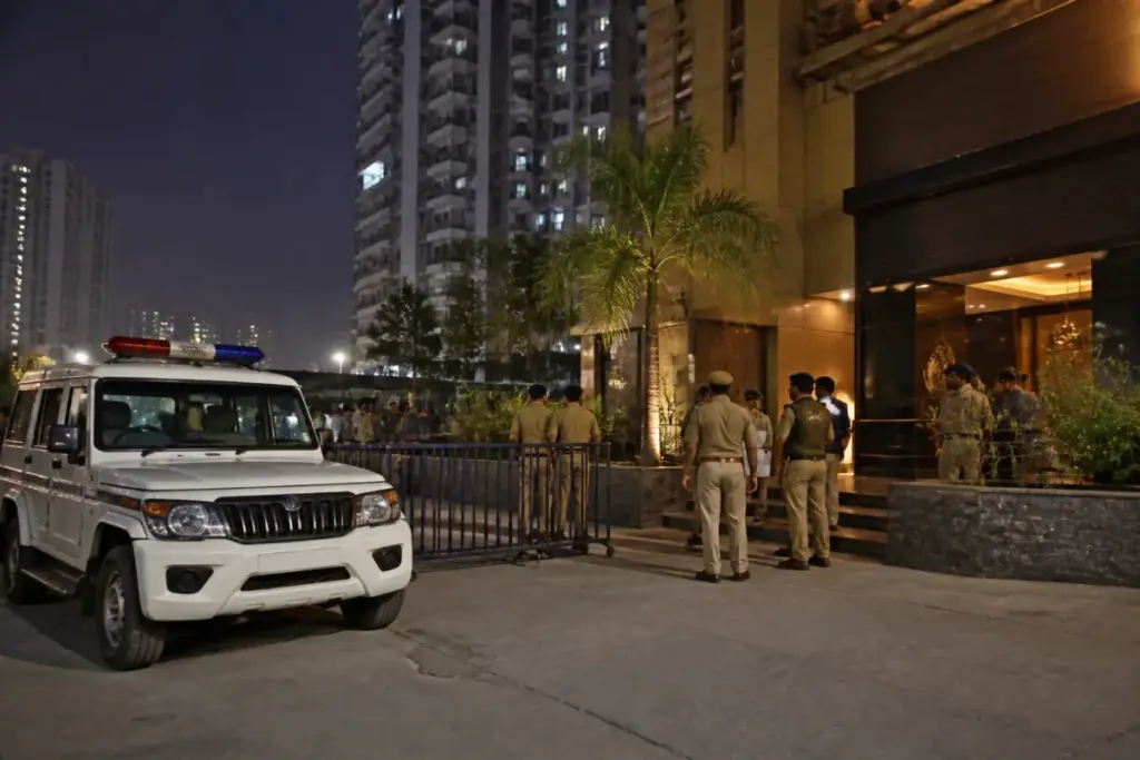 Ghaziabad spa raid at a commercial building in Vaishali where police rescued women