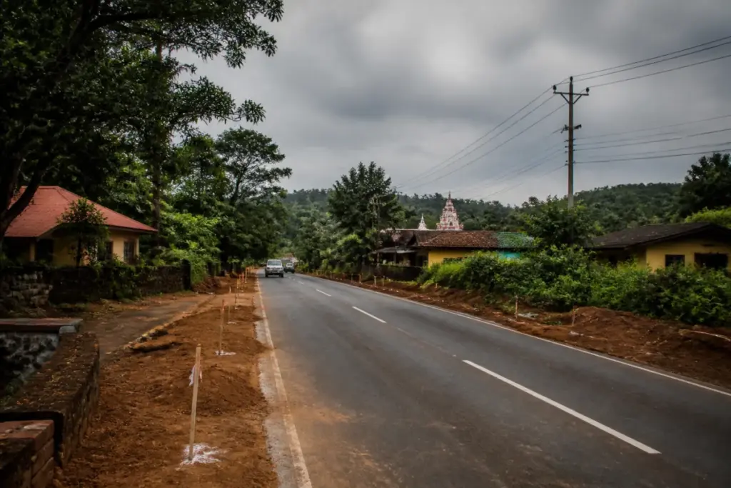 Bhoma land conversion dispute near a Goa highway and village settlement