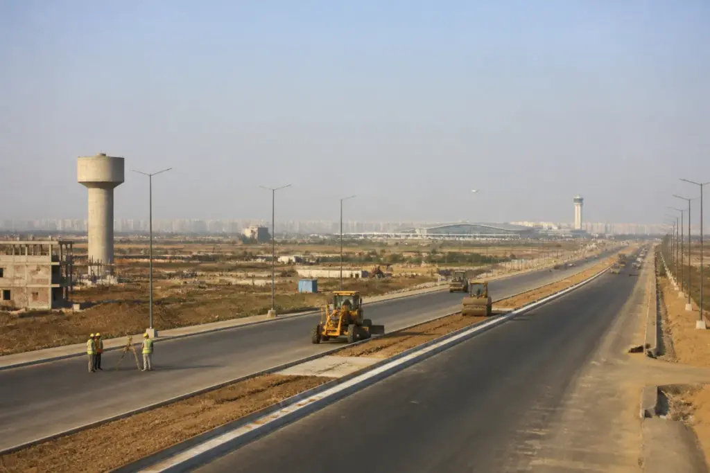 Proposed Jewar airport road connecting Yamuna City with major expressways