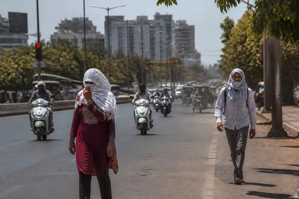 Gujarat heat affecting Ahmedabad streets under a bright October sky