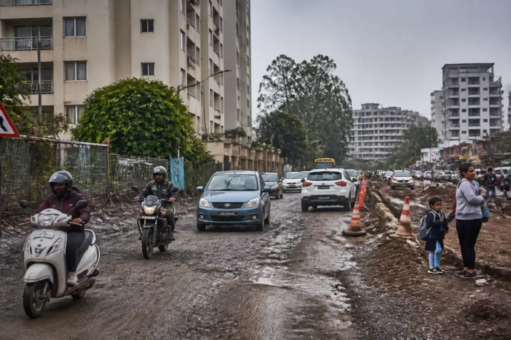 Pune road work near Palace Orchid Society serving Mohammadwadi-Undri commuters and school routes