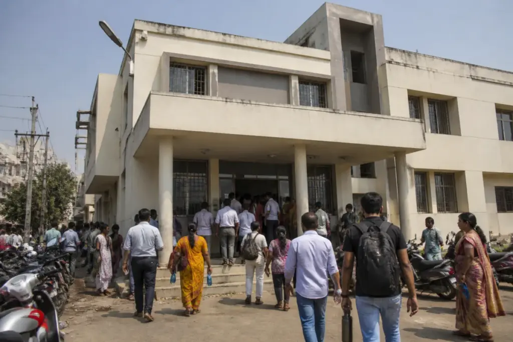 Hadapsar-Manjri PMC office facing a reported drinking water shortage in Pune
