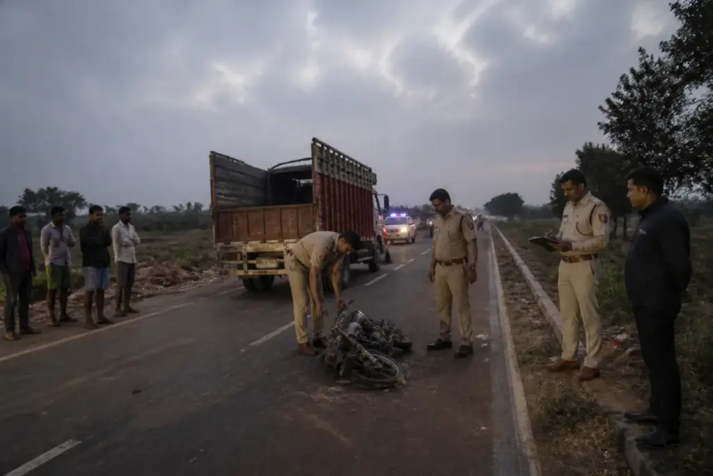 Chhattisgarh road accidents during Dussehra near a rural highway with emergency responders and damaged vehicles
