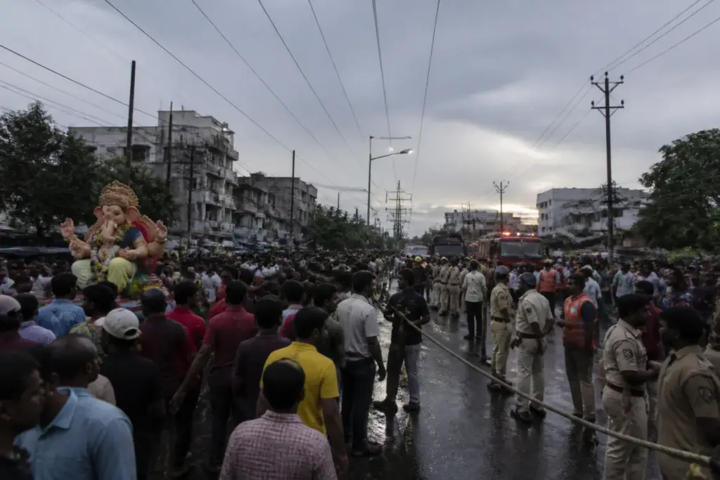 Jabalpur electrocution accident site near an idol immersion procession and overhead power lines