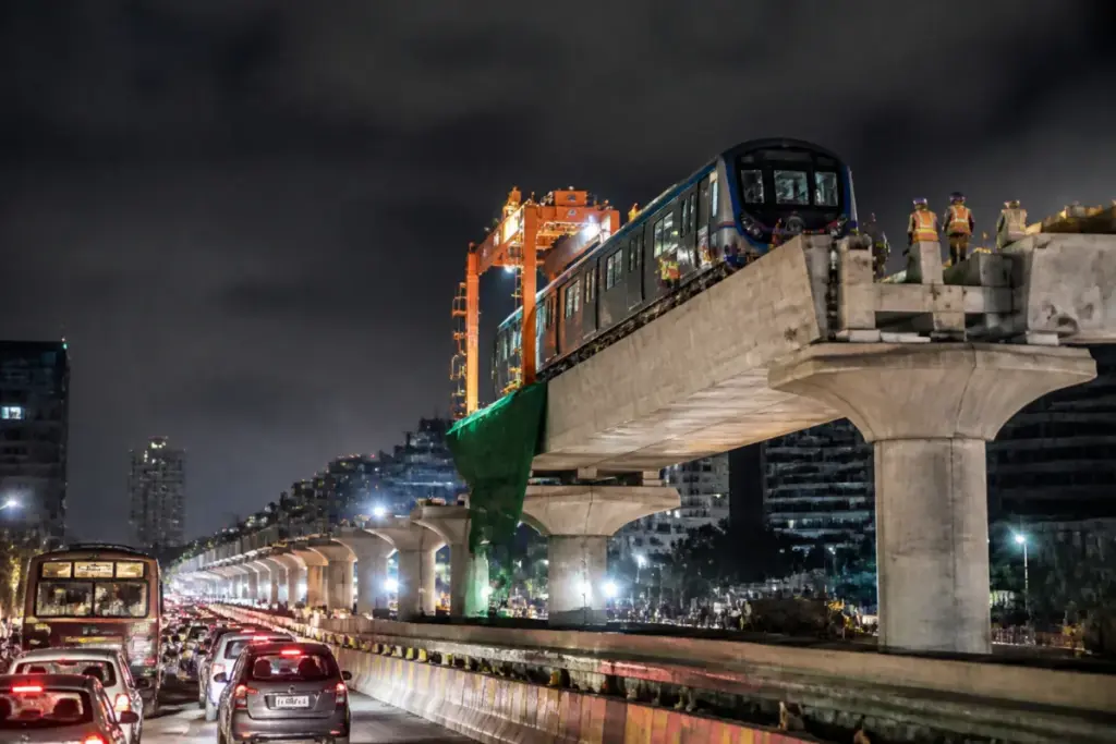 Mumbai Metro Line 4 construction and tracks near Modella Check Naka in Thane