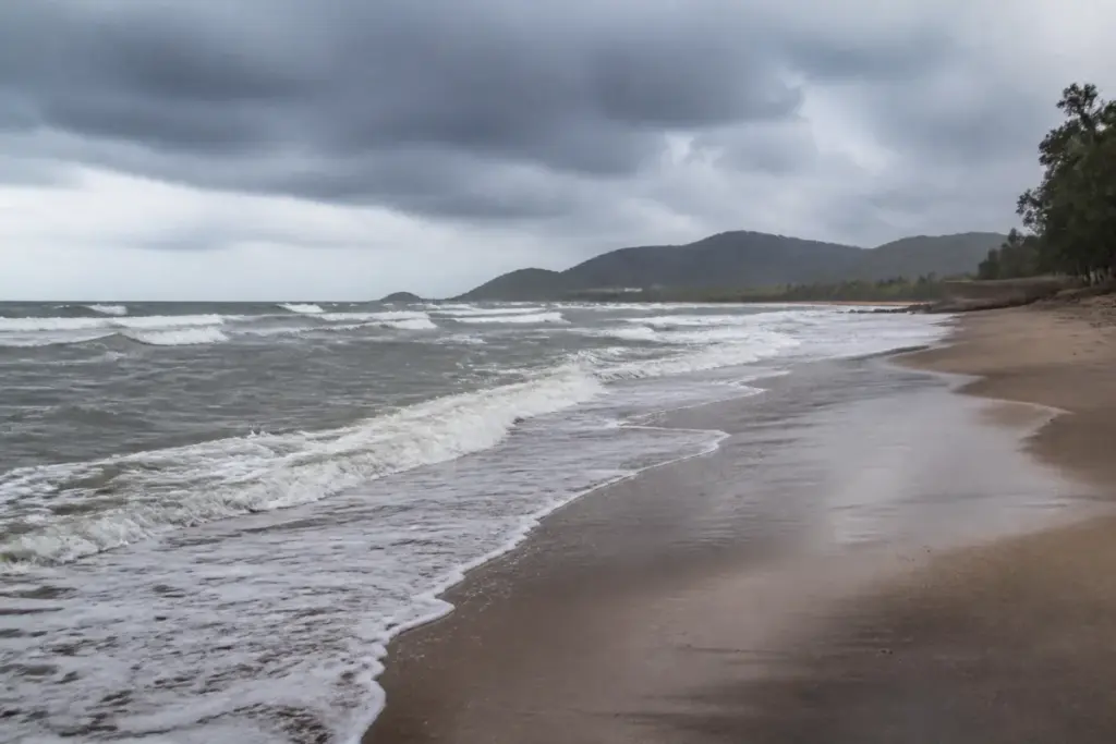 Diveagar beach shoreline linked to the student drowning case