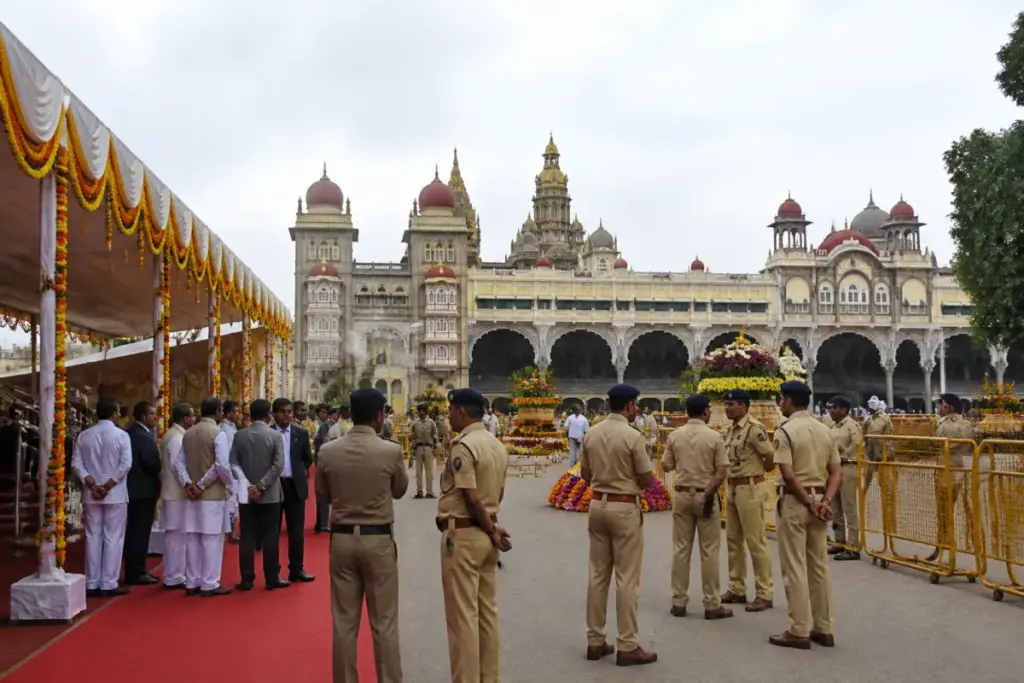 Mysuru Dasara protocol breach at Mysuru Palace during a ceremonial event